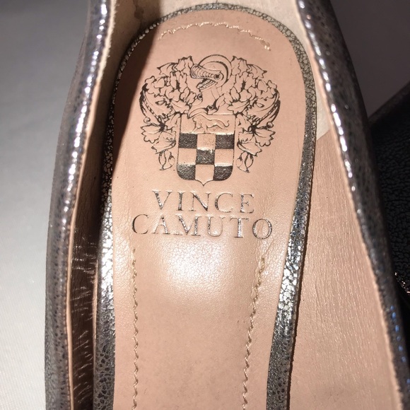💋 Vince Camuto 7.5 Enchanted Melle Silver wedges - Picture 3 of 5
